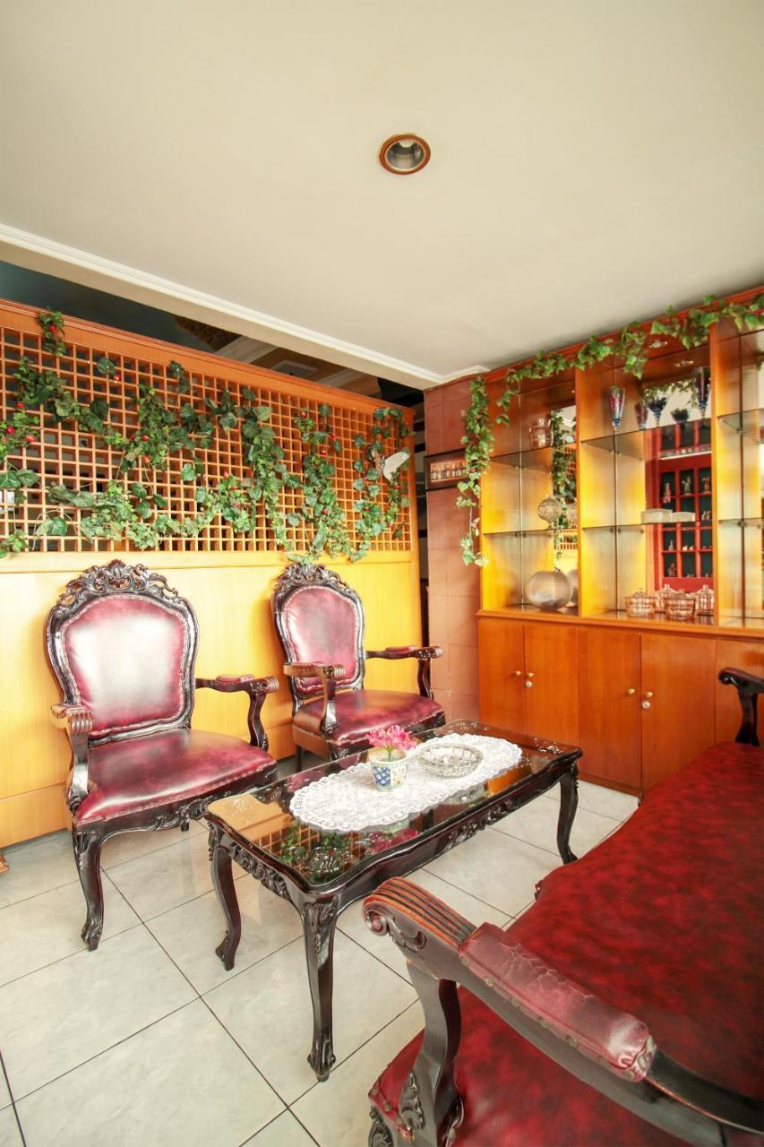 בנדונג Vaccinated Staff - Oyo 352 Homestay Sabang מראה חיצוני תמונה
