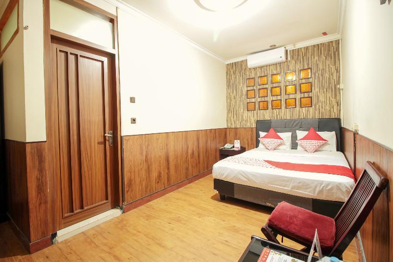 בנדונג Vaccinated Staff - Oyo 352 Homestay Sabang מראה חיצוני תמונה
